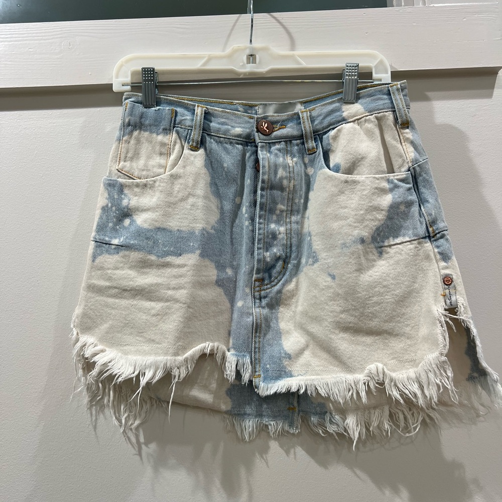 One Teaspoon Blue and White Frayed‎ Hem Jean Skirt